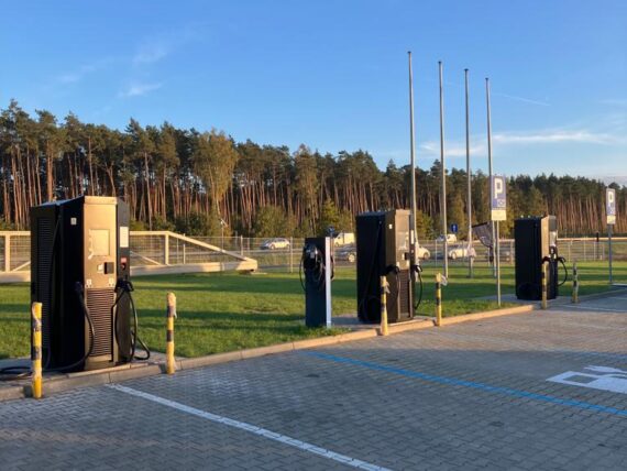 cetel-mobility.pl - Budowa Stacji ładowania EV