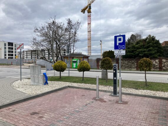 cetel-mobility.pl - Budowa Stacji ładowania EV