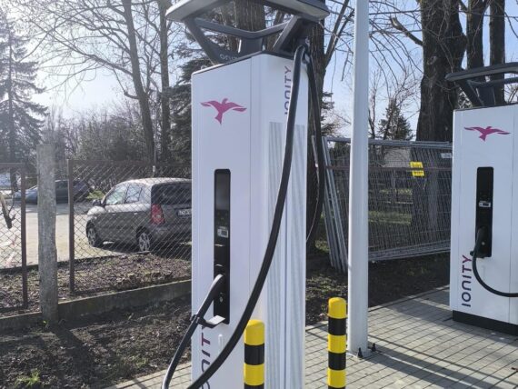 cetel-mobility.pl - Budowa Stacji ładowania EV