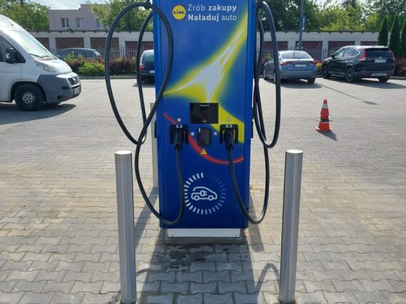 cetel-mobility.pl - Budowa Stacji ładowania EV